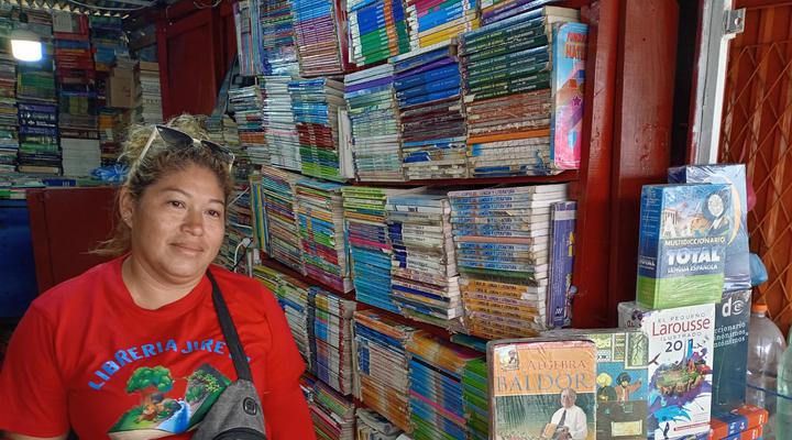 Alta demanda de libros usados en el mercado Roberto Huembes