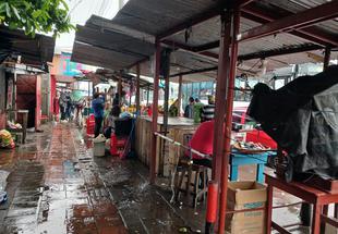Comerciantes reportan bajas ventas por la temporada lluviosa