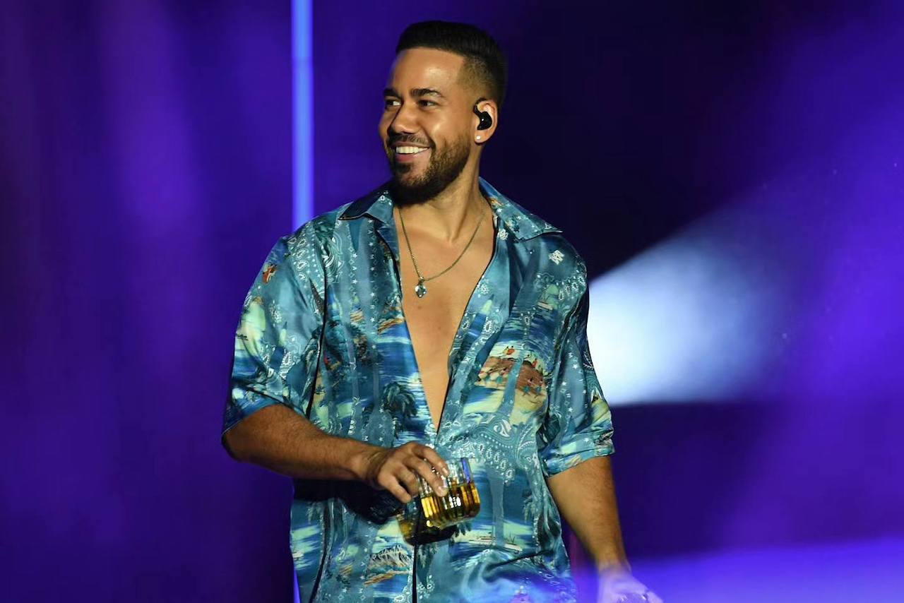 Romeo Santos celebra 43 años rodeado de sus cinco hijos - Vos TV