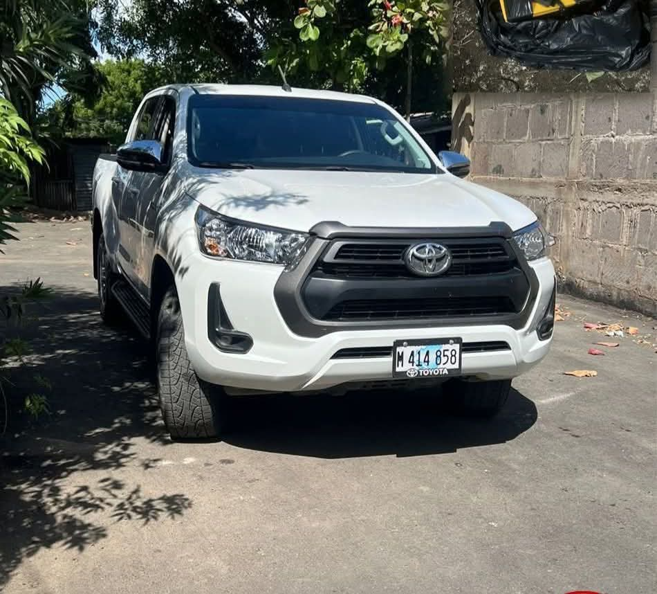 Rentadora de León fue víctima del robo de esta camioneta. / cortesía.